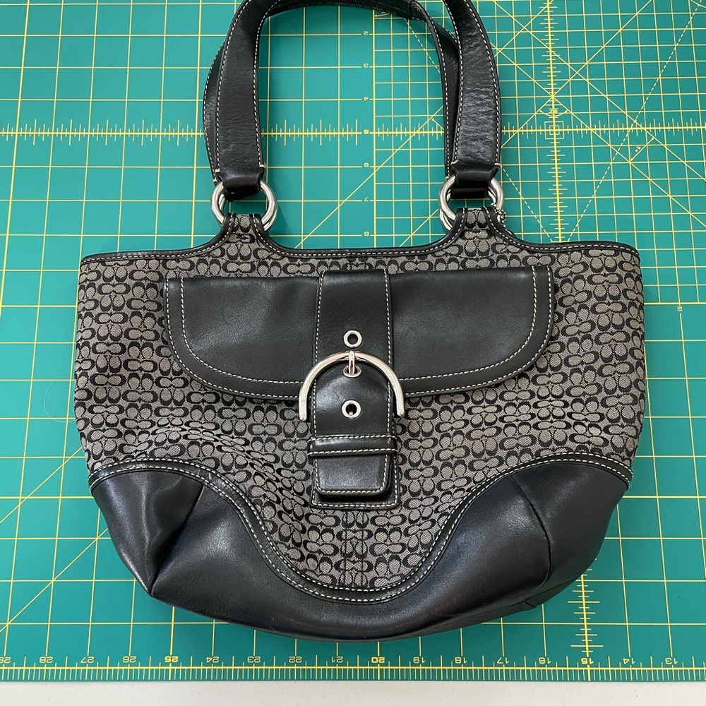 Vintage Black Coach #7081 Soho Signature Mini C's shoulder bag - NWOT
